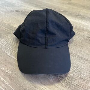 NWT Lululemon Baller Hat black never worn